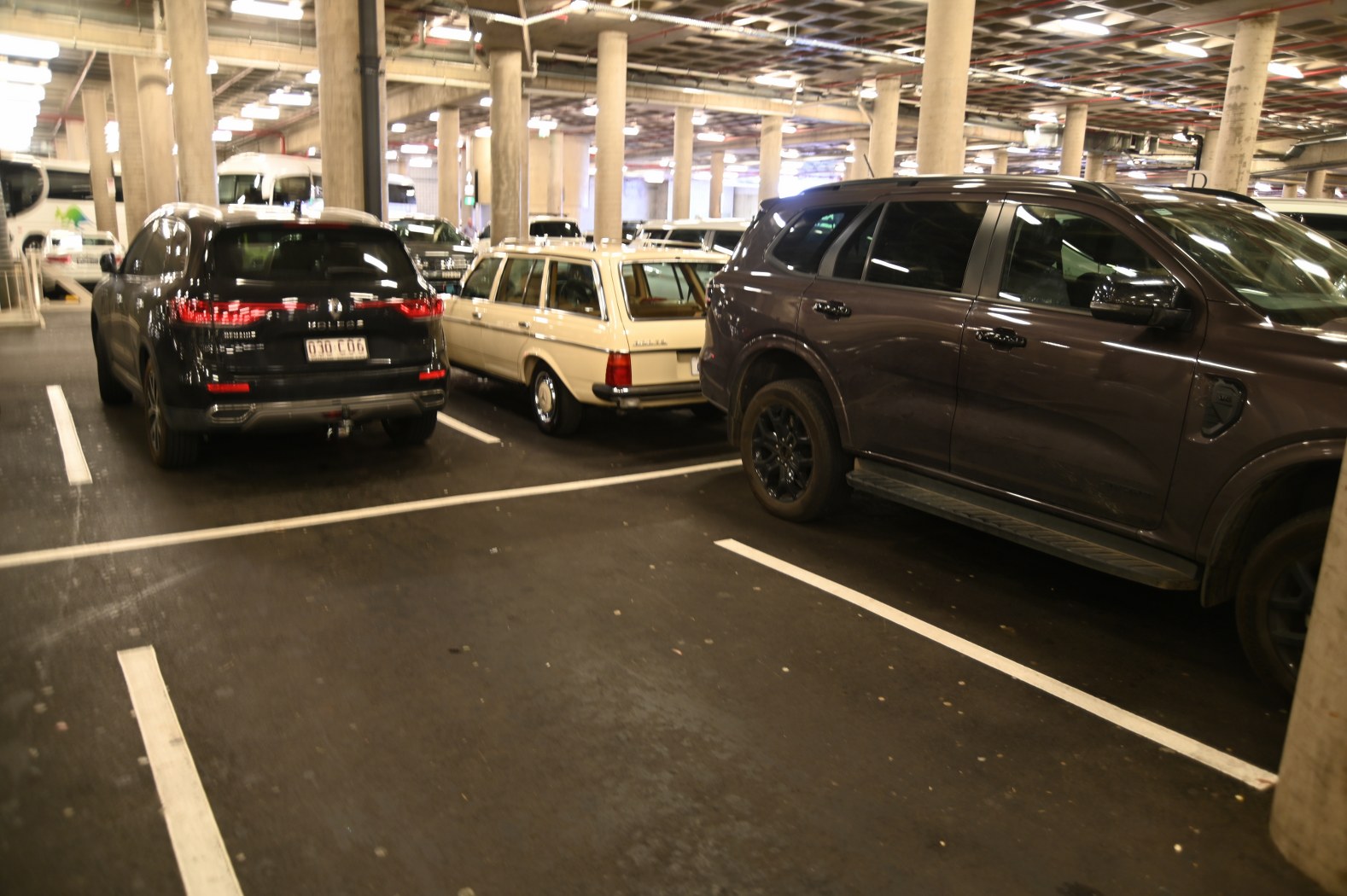 https://www.tk-pro.de/Pick-up/2025-11-26%20-%200314%20-%20Australien%20Canberra_sm.JPG